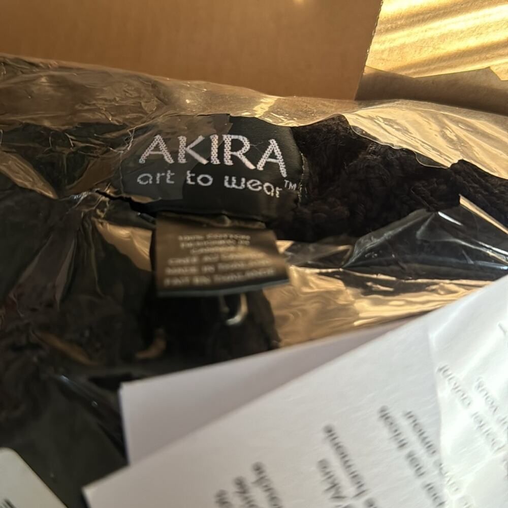 Akira Dream Big Sweater M - Picture 4 of 6